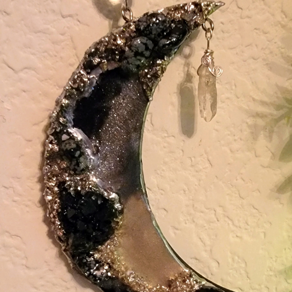 Cresent Moon Geode Epoxy Wall Decor